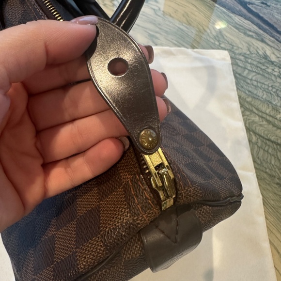 Louis Vuitton Damier Speedy - Picture 6 of 9